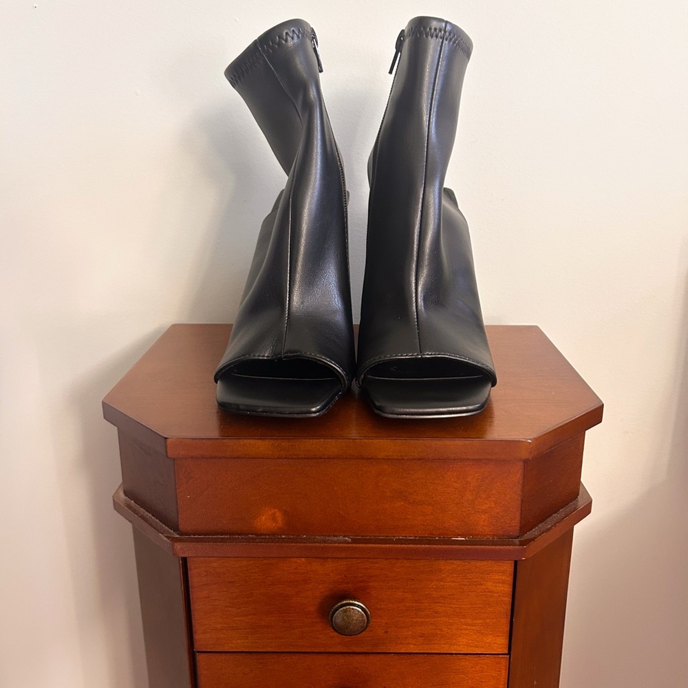 Black Leather Women's Boots